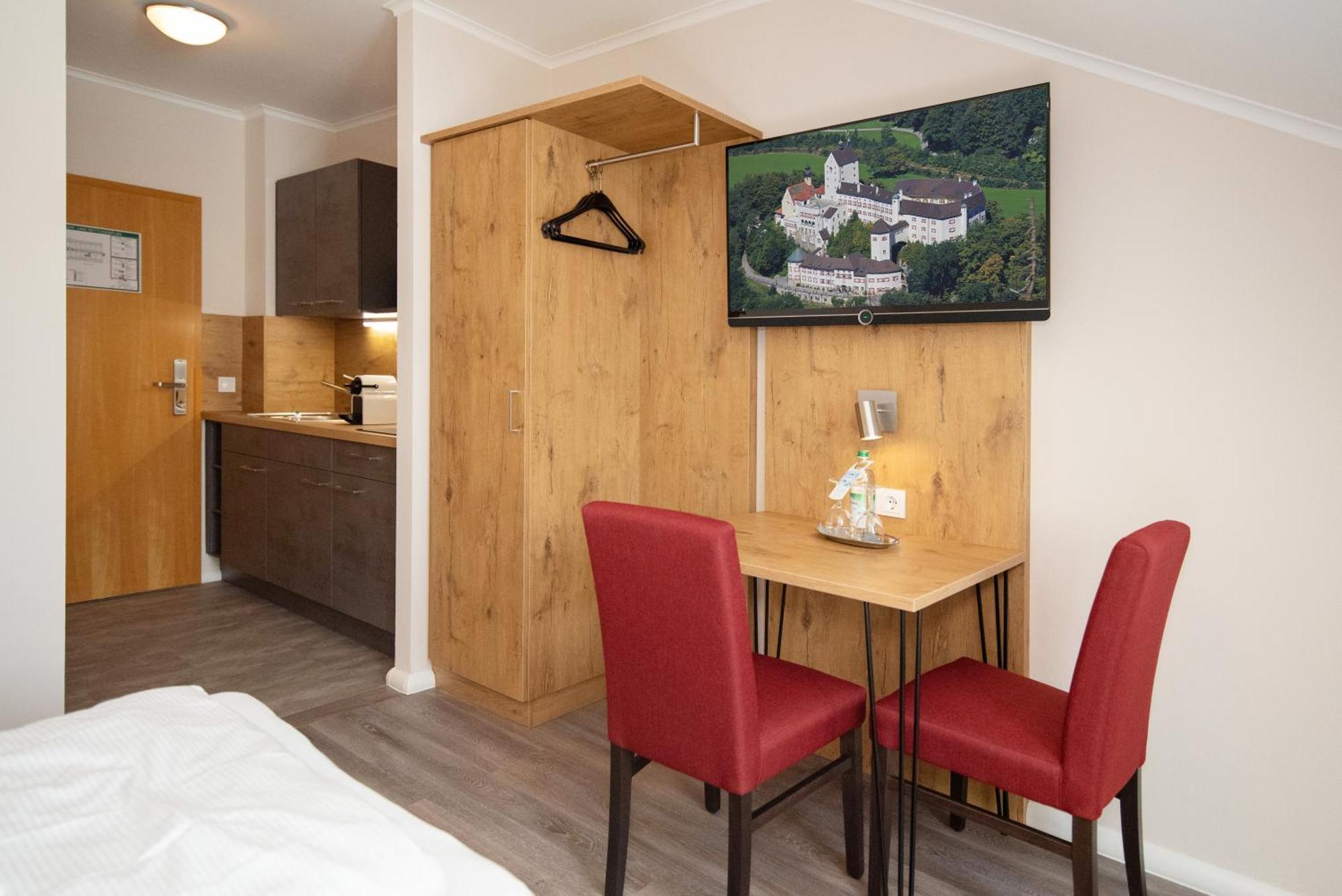 Burghotel Aschau Aschau im Chiemgau Bagian luar foto